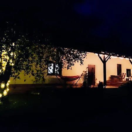 Caly Dom Na Wylacznosc - Ostoja Lesna Cisza Farm stay Kalborno