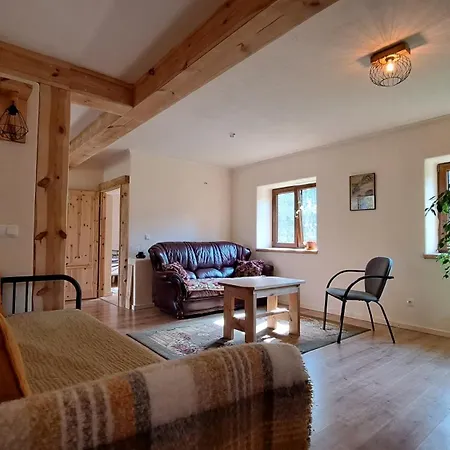 Farm stay Caly Dom Na Wylacznosc - Ostoja Lesna Cisza Kalborno