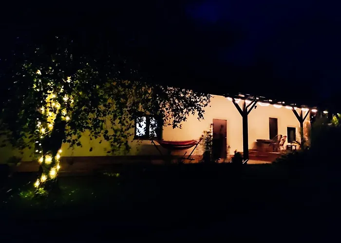 Caly Dom Na Wylacznosc - Ostoja Lesna Cisza Farm stay Kalborno